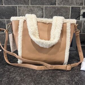 NWT tan/cream crossbody bag faux leather and fur trim